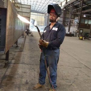 Meet your Posher, Lee